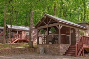 Lena Cabin Wooded Tiny Cabin - Hot Tub